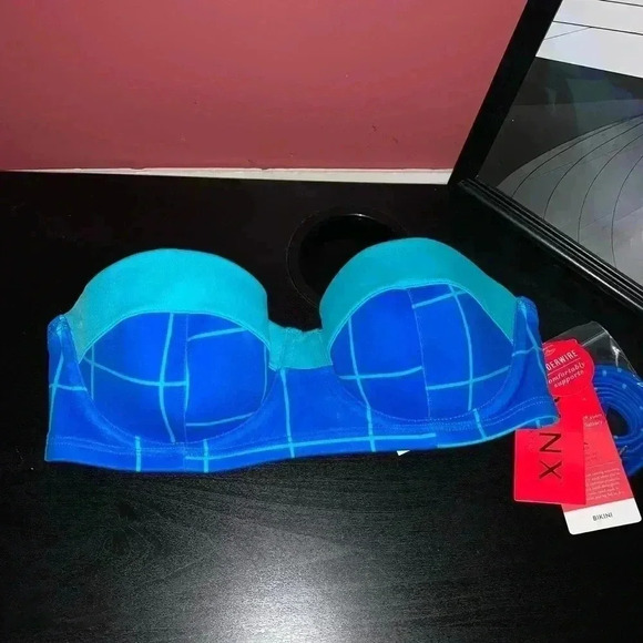 Spanx Electric Blue Bikini Top NWT - Picture 1 of 6